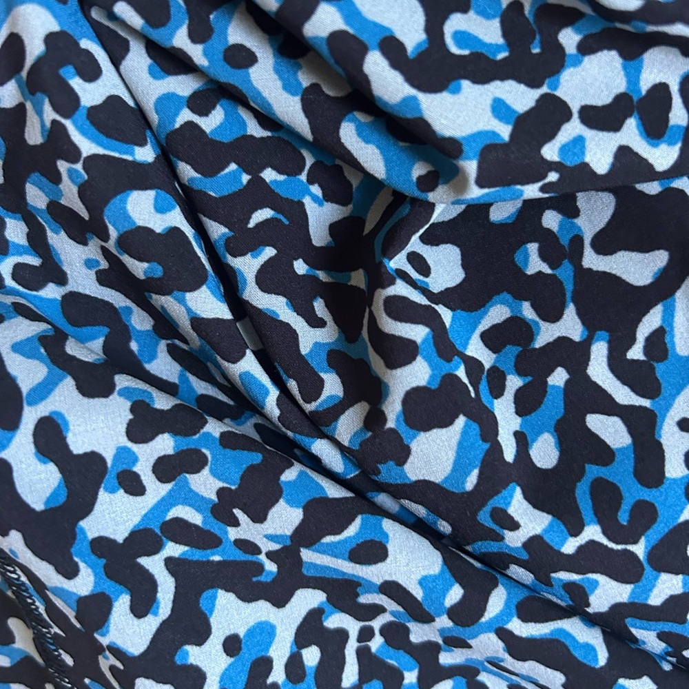 Athleta Infinity Exercise Dress - Picture 3 of 6